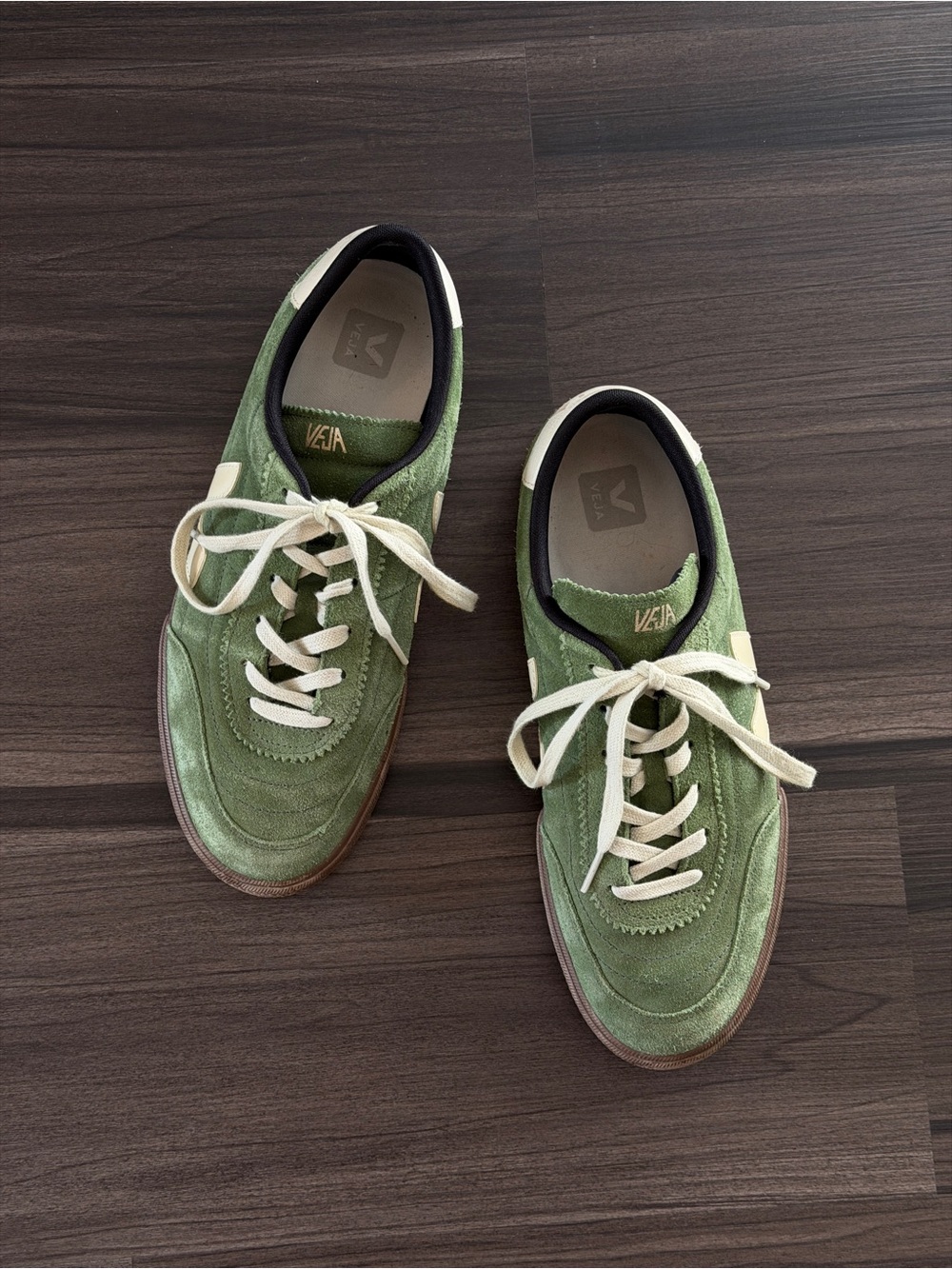 Veja Panenka Suede Militar Pierre Bark Sneakers